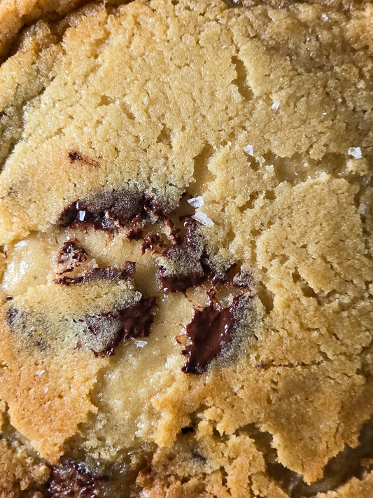 Blonde & Brunette (2 cookies)